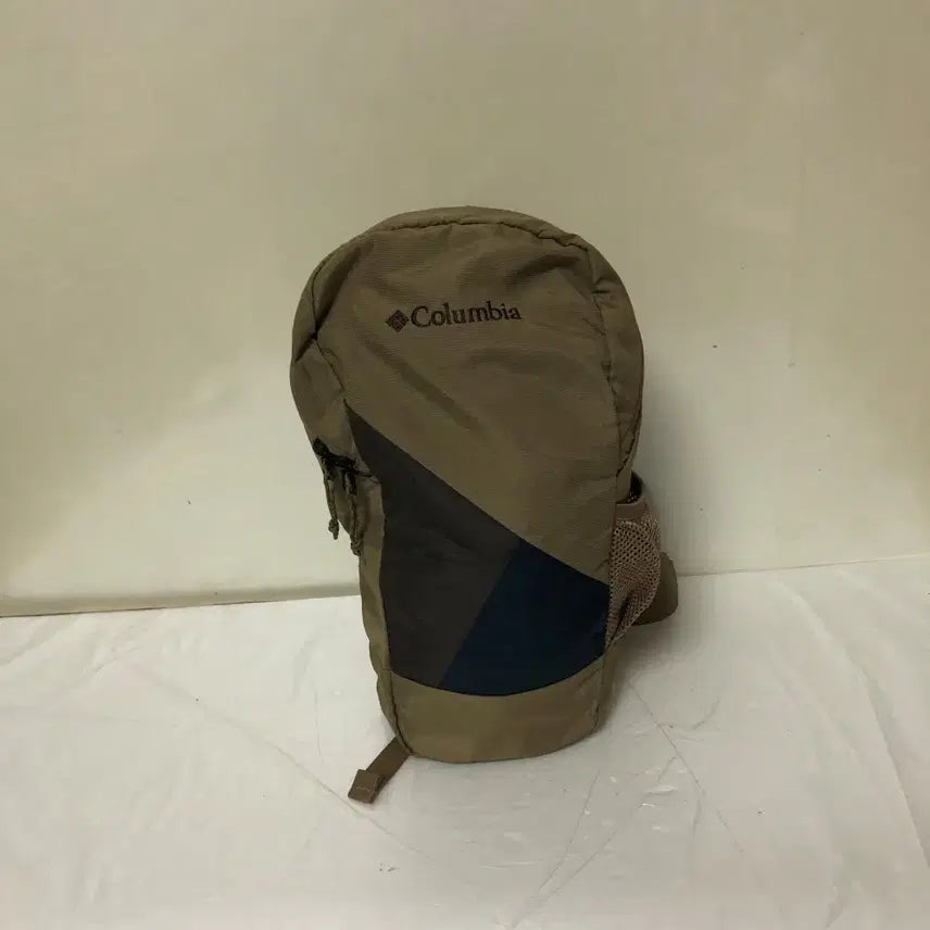 [BUNJANG] Columbia Sling Bag / 컬럼비아 슬링백@9910