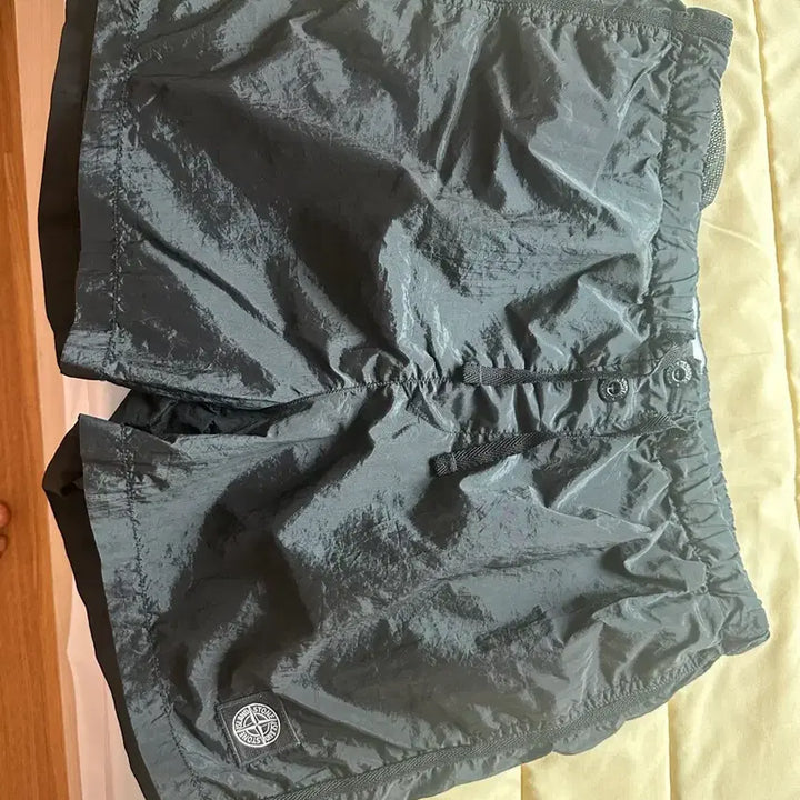 [BUNJANG] Stone Island Nylon Shorts Black / 스톤아일랜드 나일론 블랙 반바지