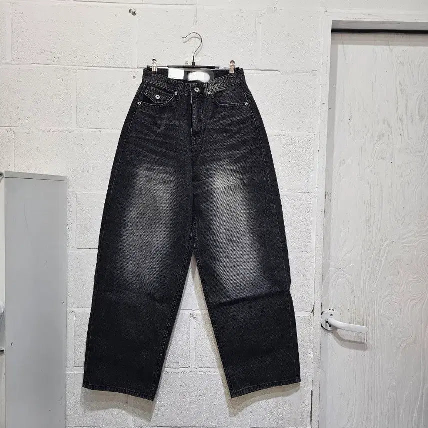 [BUNJANG] Ribbed Wide Leg Jeans - Black Denim / S,M,L사이즈 백포켓 가벼운재질 골지 와이드 흑청(673)