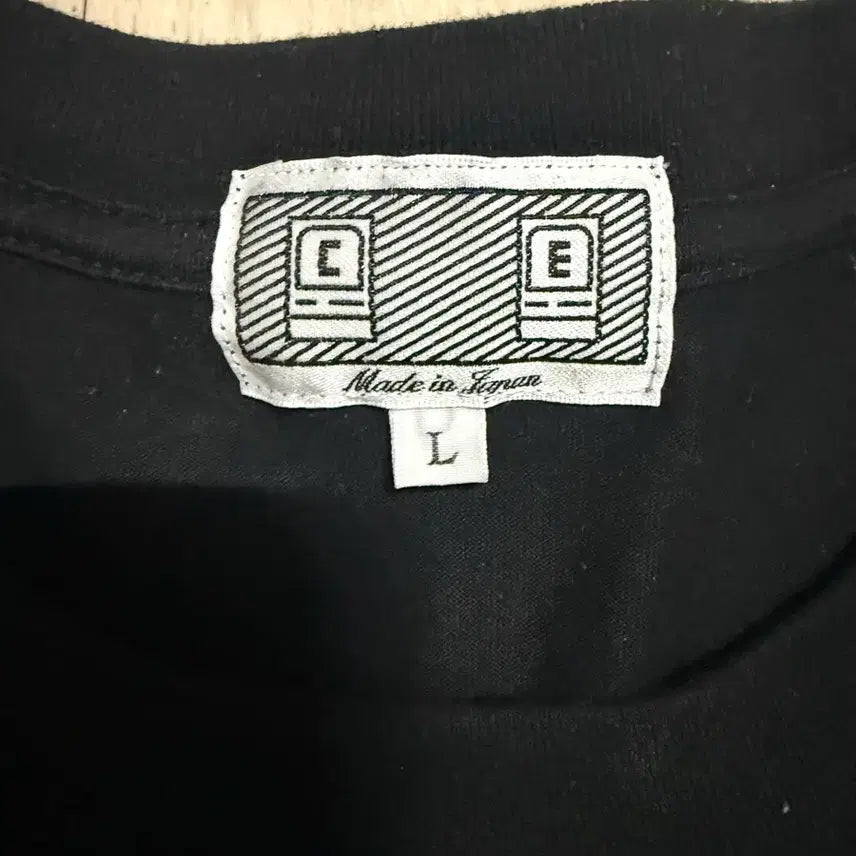 [BUNJANG] Carment Printing T-Shirt L / 카브엠트 프린팅 티셔츠 L