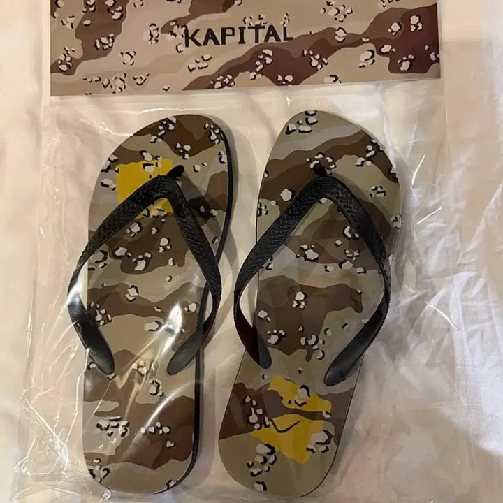 [BUNJANG] Capital Camo Pattern Flip Flops / [L] 캐피탈 카모패턴 플립 플랩스 쪼리 팝니다.