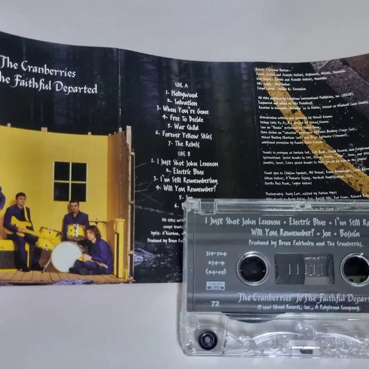 [BUNJANG] The Cranberries 3rd Album To The Faithful Imported Cassette Tape (Unsealed) / 크랜베리스 3집 To The Faithful~ 수입반(개봉 카세트테이프)
