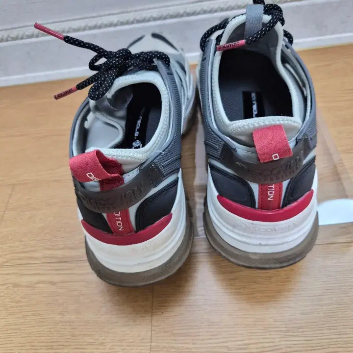 [BUNJANG] Discovery Expedition Sneakers 245mm / 디스커버리 익스페디션 운동화 245mm