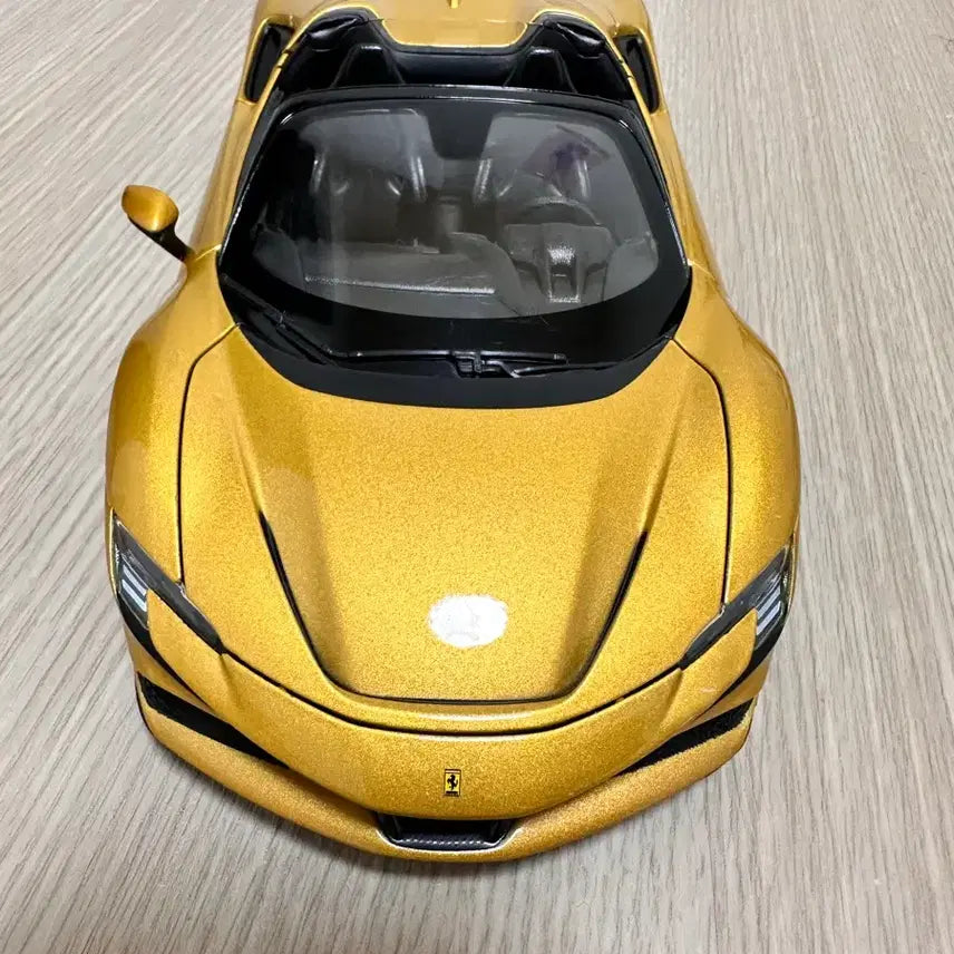 [BUNJANG] Ferrari SF90 Spider 1/18 Scale Model Car / 페라리 1/18 모형 SF90 스파이더 자동차 장난감