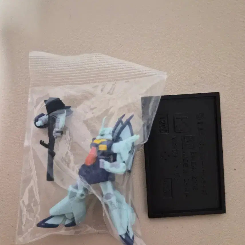 [BUNJANG] Bandai Gundam Collection 1/400 K7 Dreizehn with Cray Bazooka (Sealed) / 건담콜렉션 1/400- K7 : 디제 (크레이 바쥬카 무장)(미개봉!!)