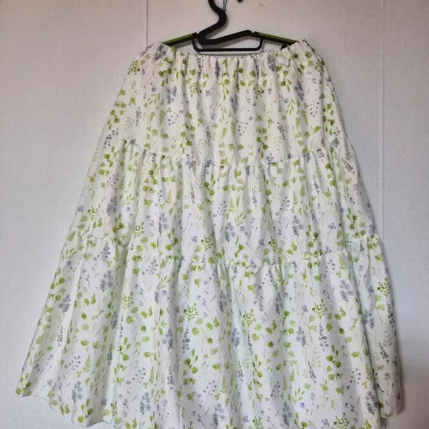 [BUNJANG] Floral Pattern Tiered Long Skirt / 플라워 패턴 캉캉 롱 스커트