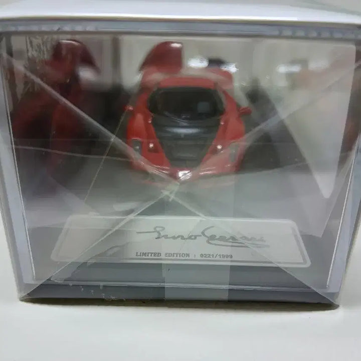 [BUNJANG] King Model 1/64 Ferrari Enzo Red (Sealed) / 미개봉]킹모델 1/64 페라리 엔초 레드