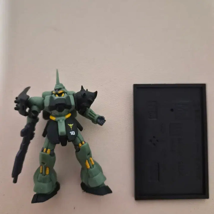 [BUNJANG] Bandai Gundam Collection 1/400 M10 Geara Doga (Unit 18) with Beam Machine Gun / 건담콜렉션 1/400- M10 : 기라 도가 (18 번기) (빔 머신건