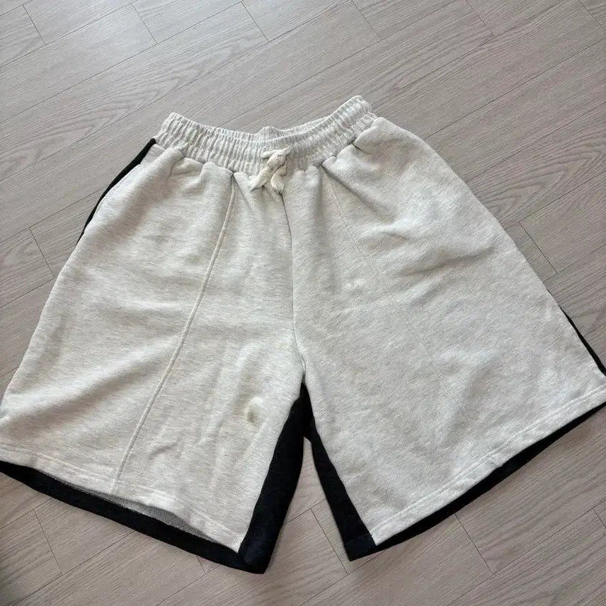 [BUNJANG] Muscolo Bermuda Shorts / 머스콜로 버뮤다 팬츠
