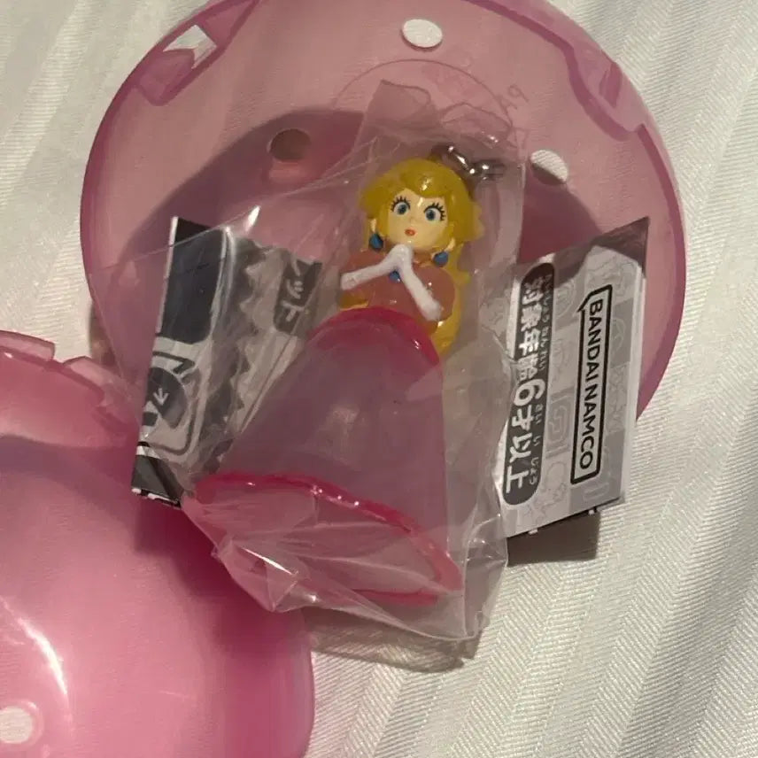 [BUNJANG] Super Mario - Princess Peach - New Gacha Charm / 슈퍼마리오 메지루시 신상가챠 (피치공주)