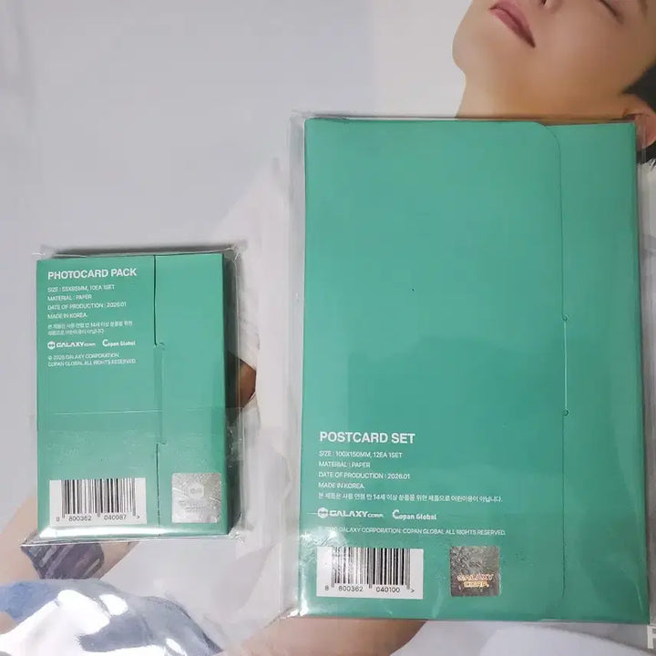 [BUNJANG] G-Dragon Fan Meeting MD Bundle (Postcard, Photocard, LP Poster) / [급처] 지드래곤 지디 팬미팅 엠디 md포카엽서lp포스터일괄 양도 판매