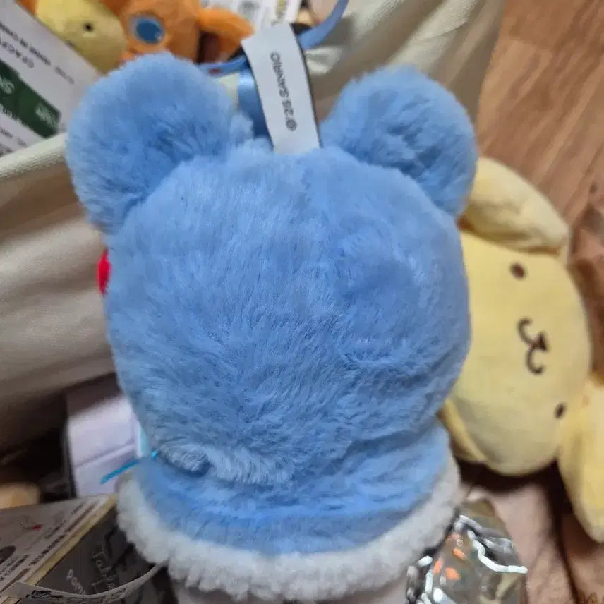[BUNJANG] Miniso Hello Kitty Cape Keyring Winter Season / 미니소 헬로키티 케이프 키링 윈터시즌