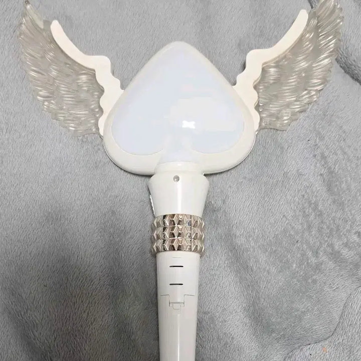 [BUNJANG] 2NE1 Wing Lightstick / 투애니원 응원봉 - 날개봉