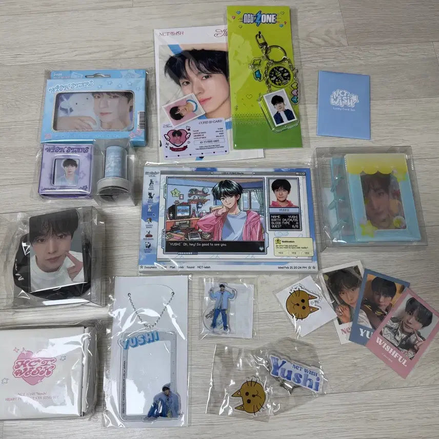 [BUNJANG] NCT WISH Yushi 1st Anniversary Acrylic Standee Bundle Set / NCT WISH 엔시티 위시 유우시 1주년 스테디 일투 아크릴 양도