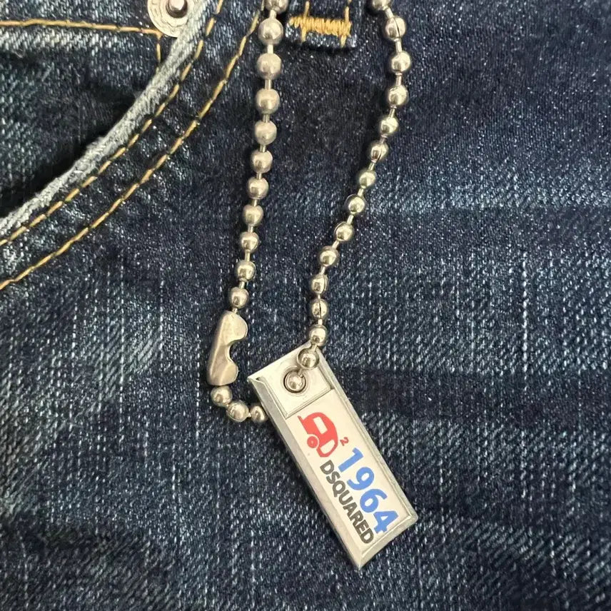 [BUNJANG] Dsquared2 Painting Washed Jeans (Size 46) / 디스퀘어드2 빈티지 페인팅 워싱진 46사이즈 봄,여름용 두께