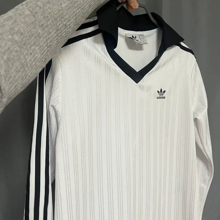 [BUNJANG] Adidas Striped T-Shirt / 아디다스 티셔츠