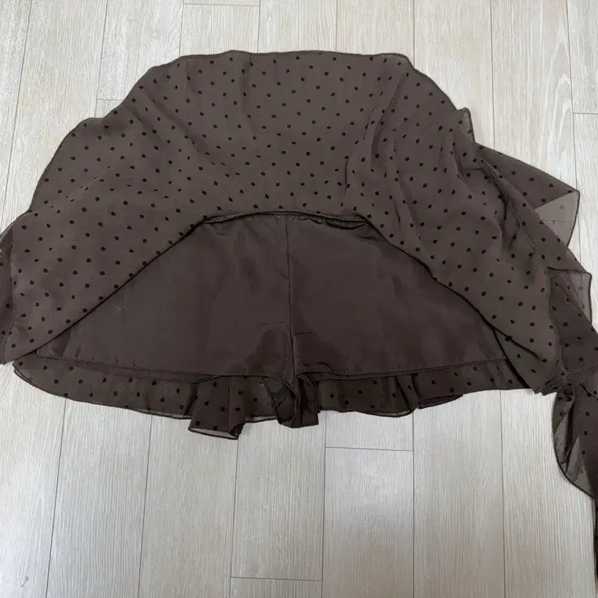 [BUNJANG] ZARA Ruffle Skirt Pants Brown Dot M / (M)자라 러플 스커트 팬츠 브라운 도트 땡땡이 치마 갸루