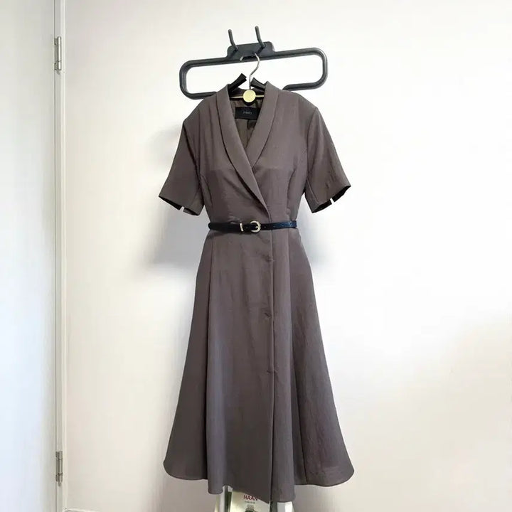 [BUNJANG] Jigott One-piece Dress - Brown / 지고트원피스