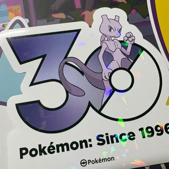 [BUNJANG] Pokemon 30th Anniversary Logo Sticker - Mewtwo / (한국한정) 포켓몬 팝업 30주년 로고 스티커 뮤츠