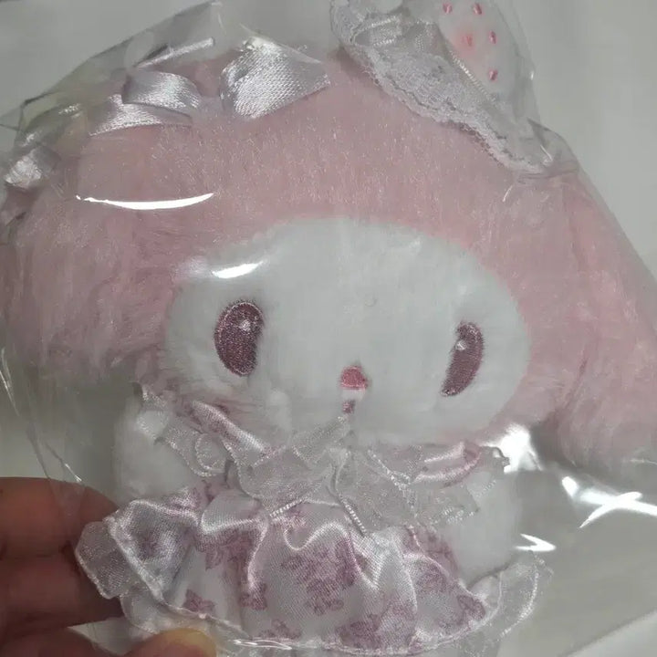 [BUNJANG] Sanrio Cinnamoroll Ichigo Mascot Pouch Keyring (Re-release) / [산리오] 시로이치고 재발매 마스코트 인형 파우치 키링