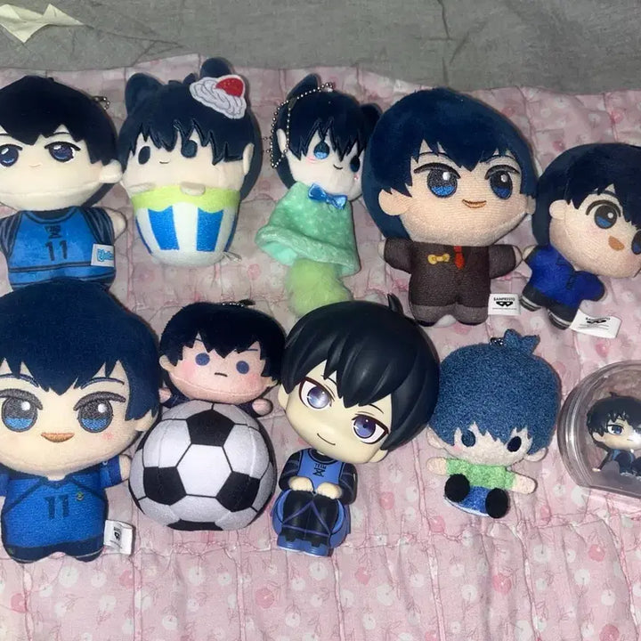 [BUNJANG] Blue Lock Isagi Nui &amp; Look Up Bundle Set / 급전))블루록 이사기 누이 및 룩업 일괄판매