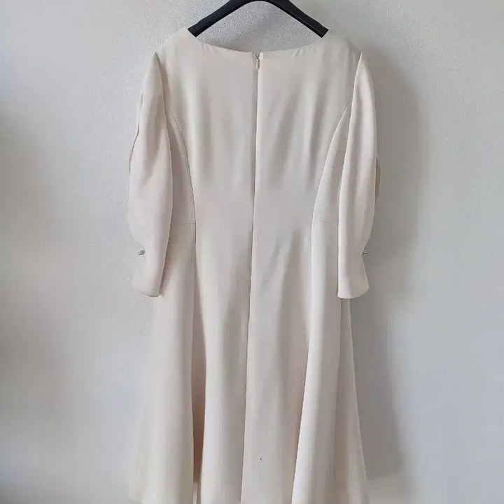[BUNJANG] Kenneth Lady Cream 100% Polyester Pearl Button Dress / 케네스레이디 원피스 66사이즈 (택달린새상품)