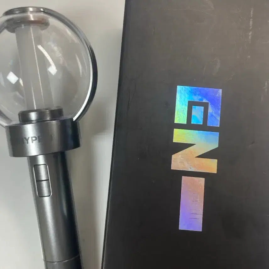 [BUNJANG] ENHYPEN Lightstick Version 1 / 엔진봉 버전1 포카 원하면 드려요