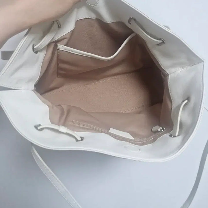 [SOLD OUT] 루에브르 플리에