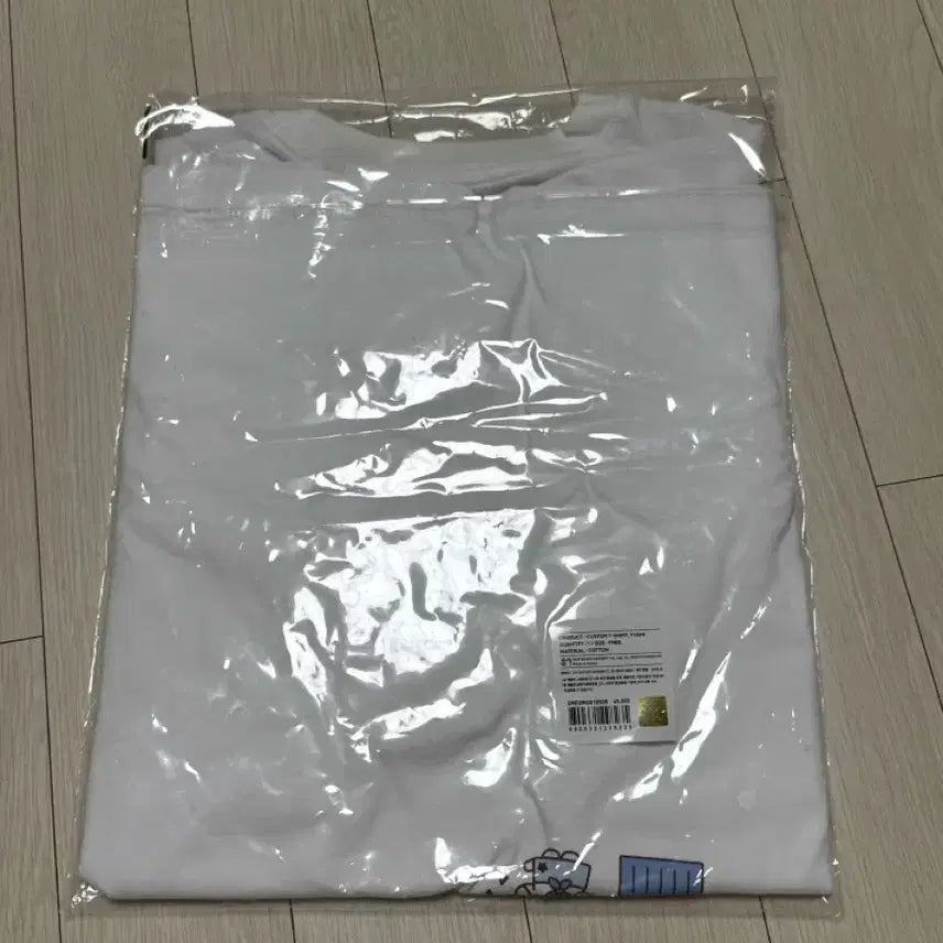 [BUNJANG] NCT WISH Bakery Custom T-Shirt Yushi Sealed / 엔시티 위시 베이커리 커스텀 티셔츠 유우시 버전 미개봉 원가 이하 양도