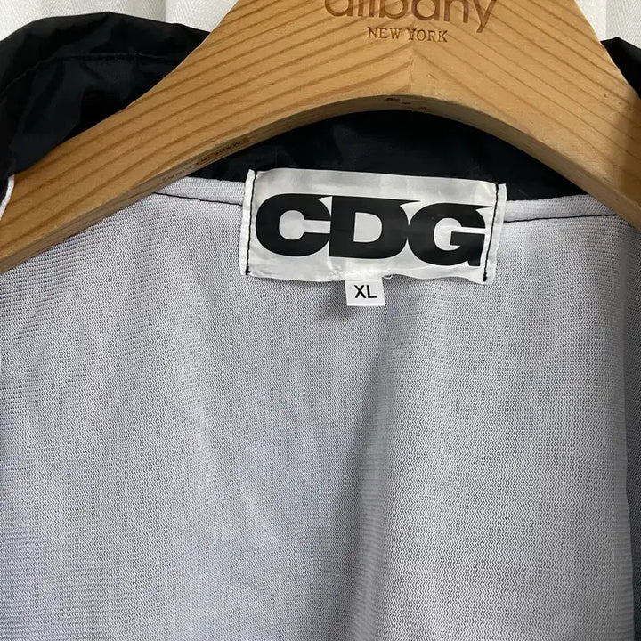 [BUNJANG] Comme des Garçons CDG Coach Jacket Black XL / 새상품 [XL] CDG 코치자켓5 블랙 꼼데바람막이