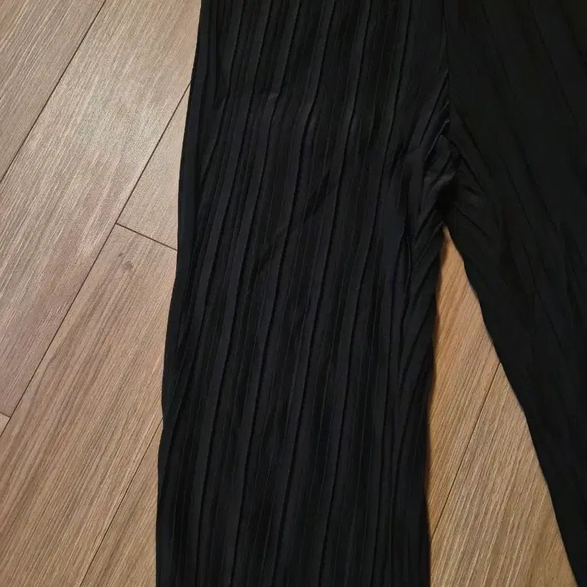 [BUNJANG] Black Pleated Pants / 블랙 플리츠 팬츠