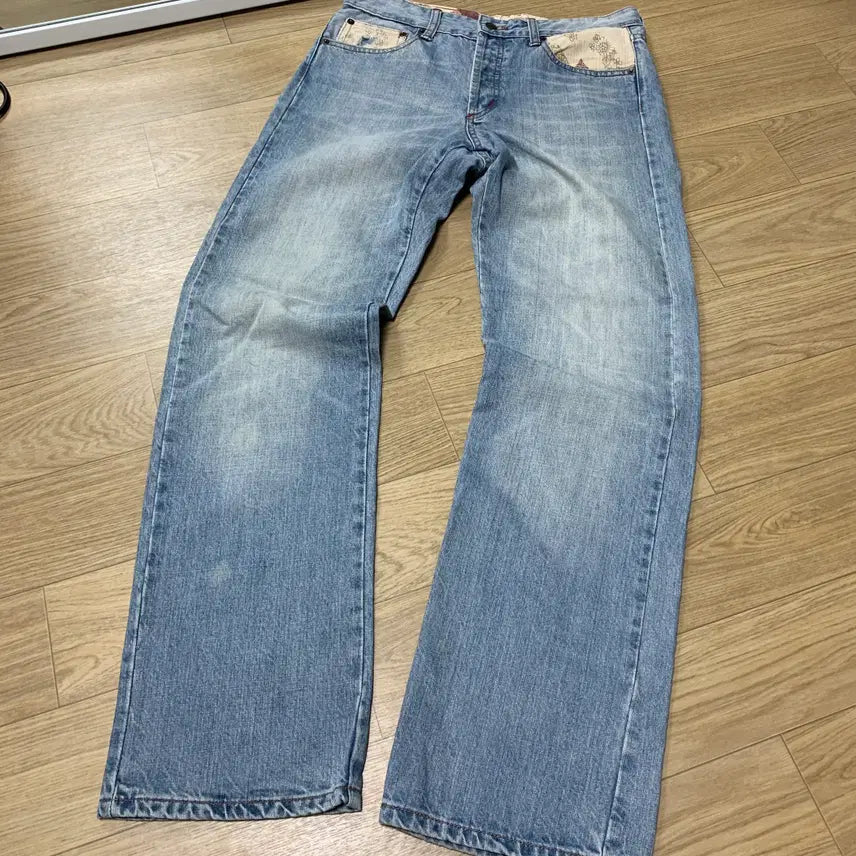 [BUNJANG] Takeo Kikuchi TK Flower Laser Engraved Button-Fly Straight Jeans / 31)TK 꽃 프린팅 버튼플라이 스트레이트진