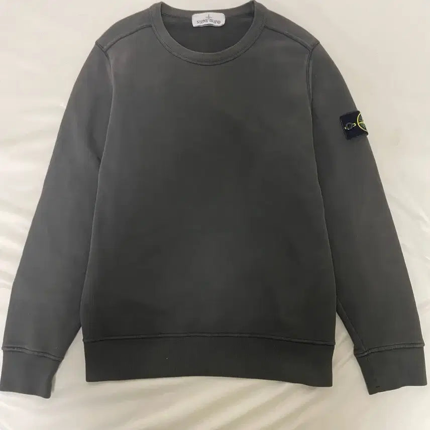 [BUNJANG] Stone Island Dark Grey Sweatshirt (Size S) / [S size]스톤아일랜드 다크 그레이 맨투맨