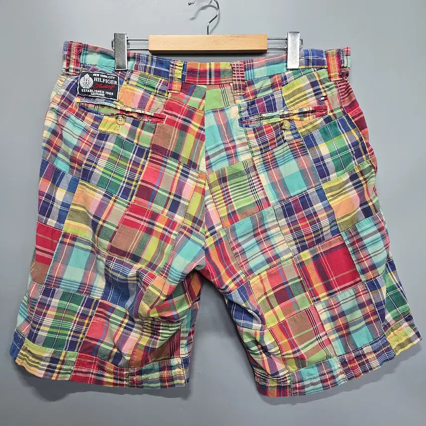 [BUNJANG] Tommy Hilfiger Patchwork Half Pants 38 / 타미힐피거 TOMMY HILFIGER 패치워크 하프 팬츠 38