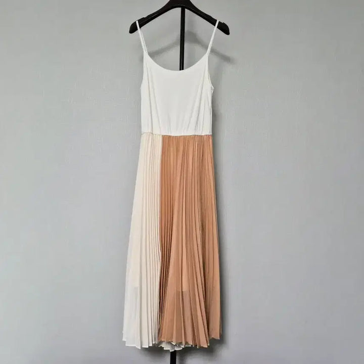 [BUNJANG] JUCKE 55 Spaghetti Strap Sleeveless Dress / 주크 55 끈 나시 민소매 드레스 W-원피스-281