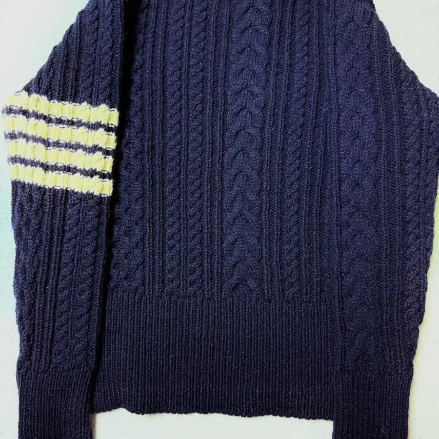 [BUNJANG] Thom Browne Aran Cable Knit Sweater Navy Size 3 / 톰브라운 아란케이블 니트 (3size)