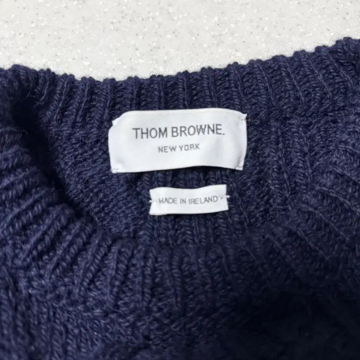[BUNJANG] Thom Browne Aran Cable Knit Sweater Navy Size 3 / 톰브라운 아란케이블 니트 (3size)