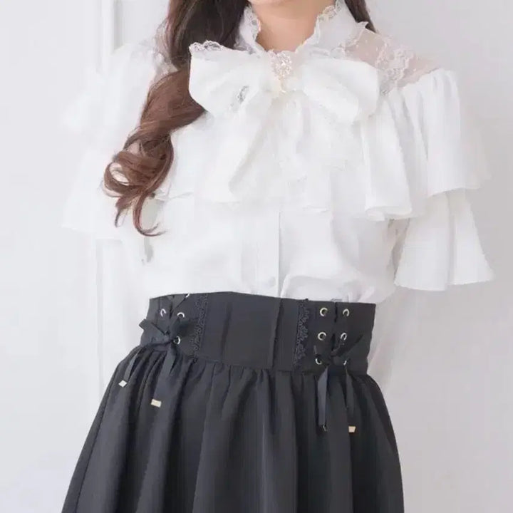 [BUNJANG] Rosita Ruffle Volume Blouse - New / 16일까지 판매)새상품로지타 러플볼륨블라우스 판매 양지뢰양산형 스나계