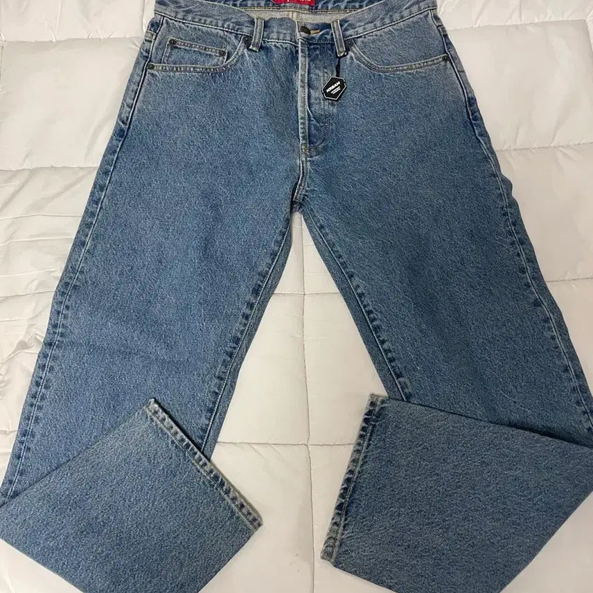 [BUNJANG] Supreme Regular Fit Jeans Size 30 / 슈프림 레귤러 진 30