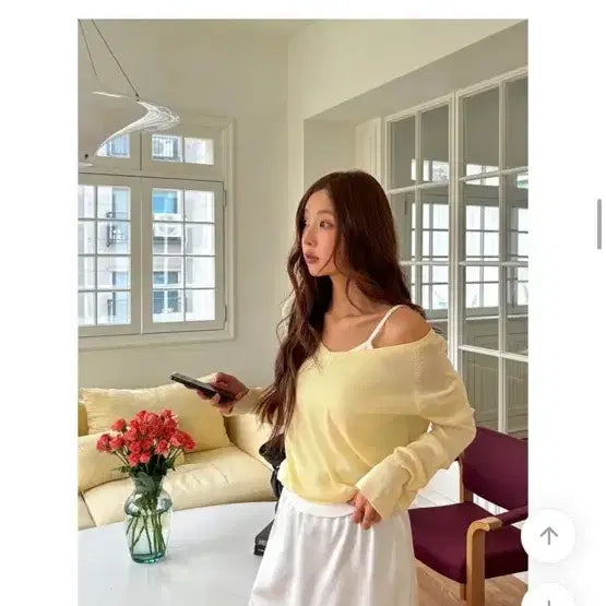 [BUNJANG] Basic V-Neck Semi Crop Knit Yellow / 에이블리 기본 브이넥 세미 크롭 니트/ 연노랑 옐로우