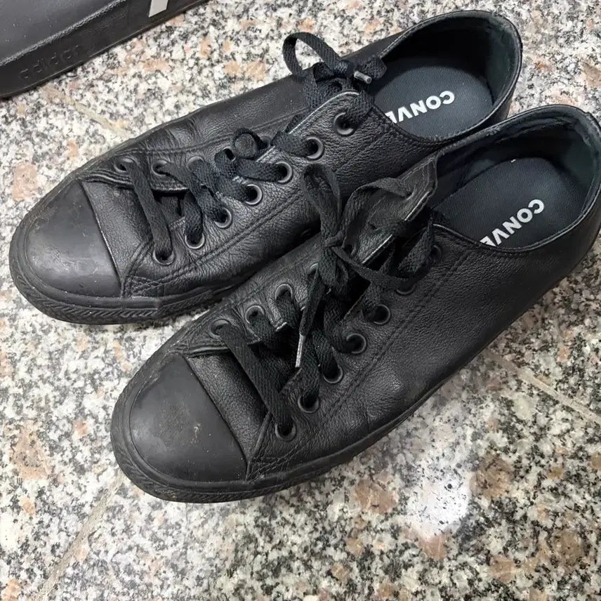 [BUNJANG] Converse Chuck Taylor All Black Sneakers / 컨버스 척테일러 올블랙