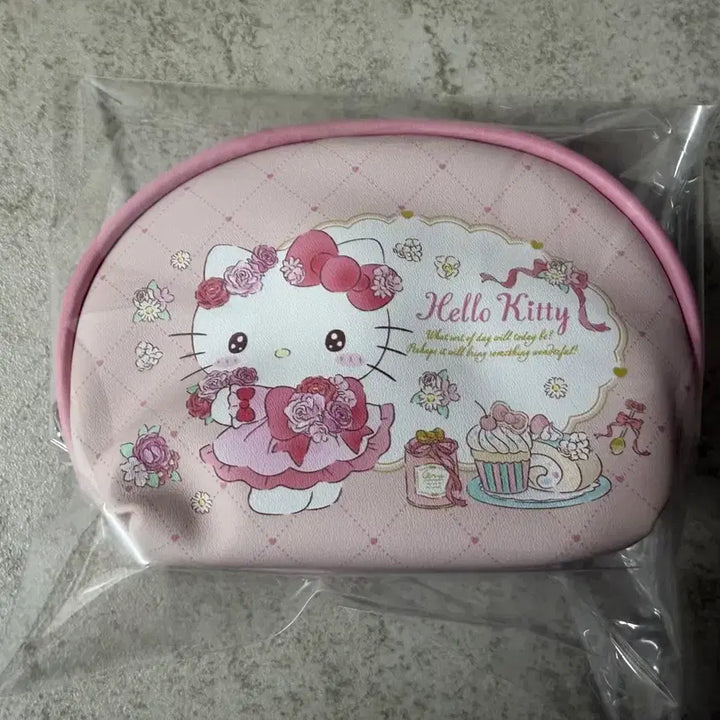 [BUNJANG] Sanrio Kitty Half-Moon Pouch / 산리오 반달 파우치 키티