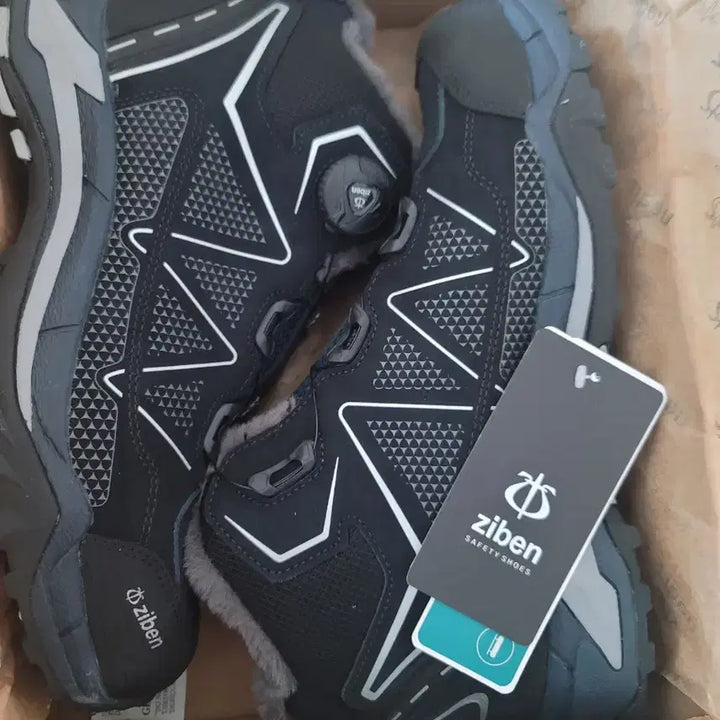 [BUNJANG] Ziven 171 Winter Safety Boots Size 270 / 지벤 171 방한 안전화 270