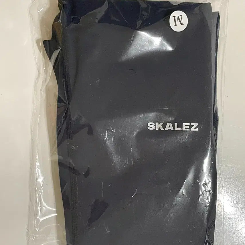 [BUNJANG] Skalez Essential Soft Leggings (Deep Green) / 새상품(택O) 힙업 레깅스(스케일즈 딥그린)