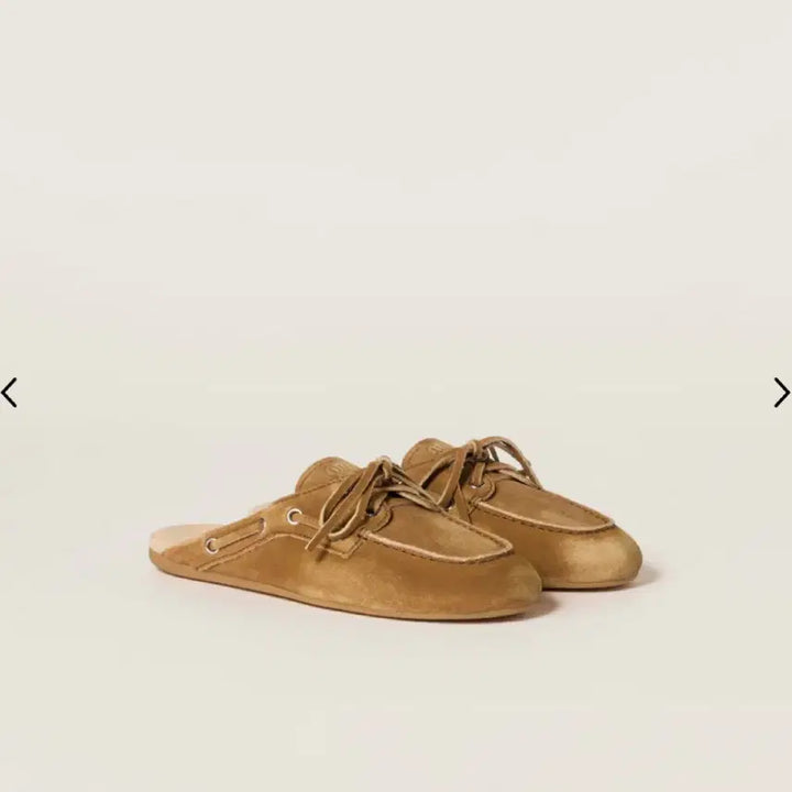 [BUNJANG] Miu Miu Moccasin Mules Size 37 (240) / [공홈/정품] 미우미우 뮬 37(240)