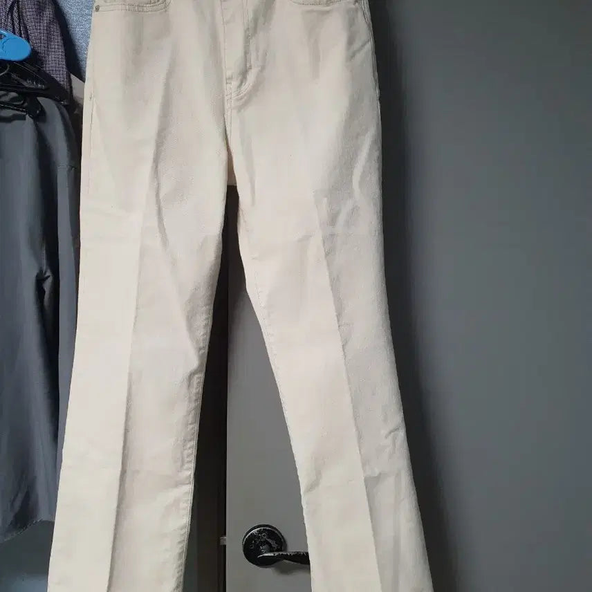 [BUNJANG] OUD Cream Straight Fit Pants / OUD 일자 크림 팬츠