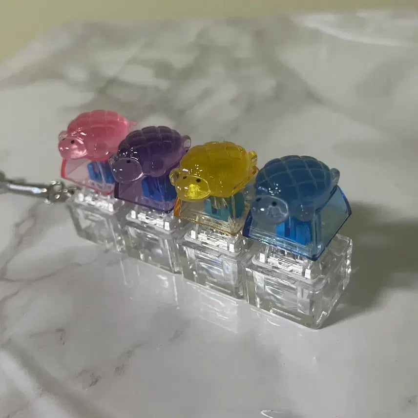 [BUNJANG] Transparent Turtle Keycap Keyring (4 Colors) / 투명 거북이 키캡 클릭커 키링 4구