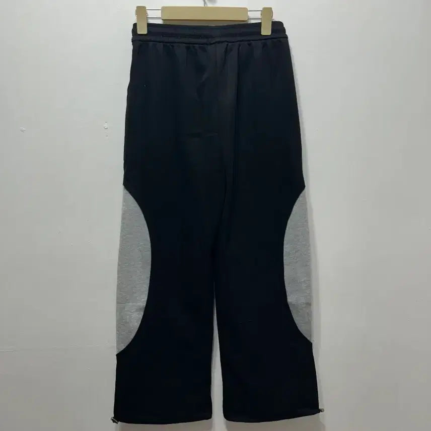 [BUNJANG] Adidas Three-Stripes Wide Jogger Training Pants Black M / 아디다스 삼선 트레이닝 와이드 조거 팬츠 블랙 새상품 M