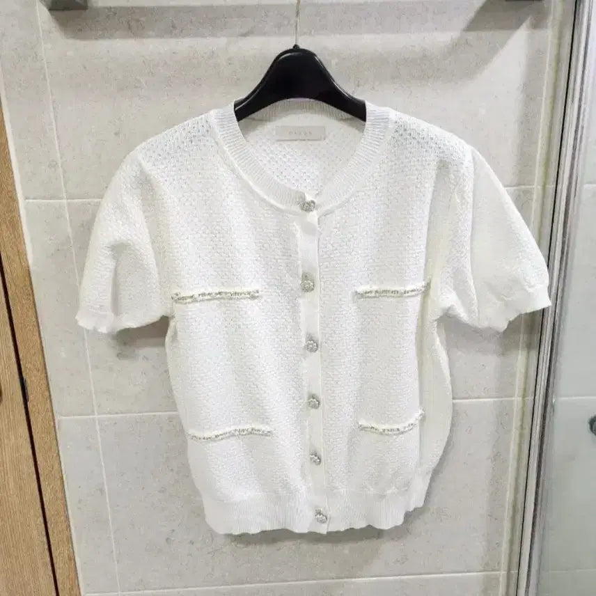 [BUNJANG] Beaded Knit Sweater - Free Size / 비즈 보석 니트