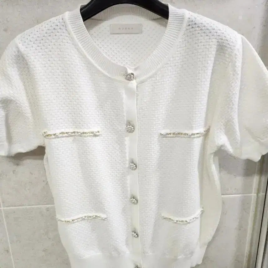 [BUNJANG] Beaded Knit Sweater - Free Size / 비즈 보석 니트